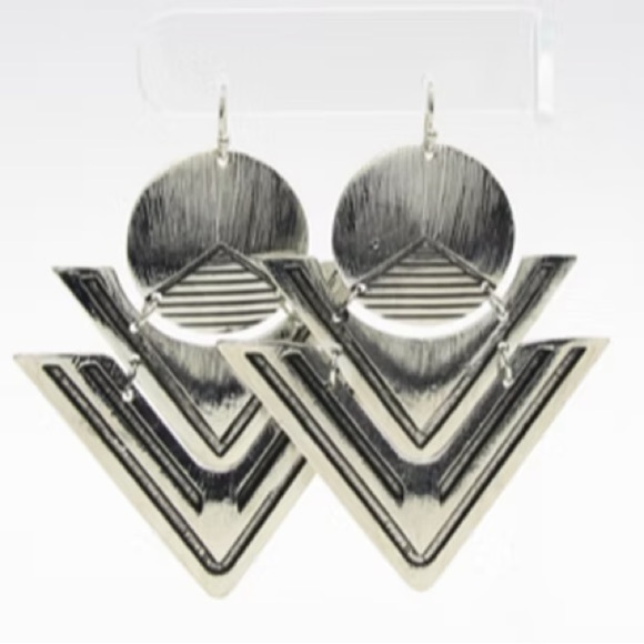 Geometric Silver Pierced Earrings 
(New) - Picture 1 of 8